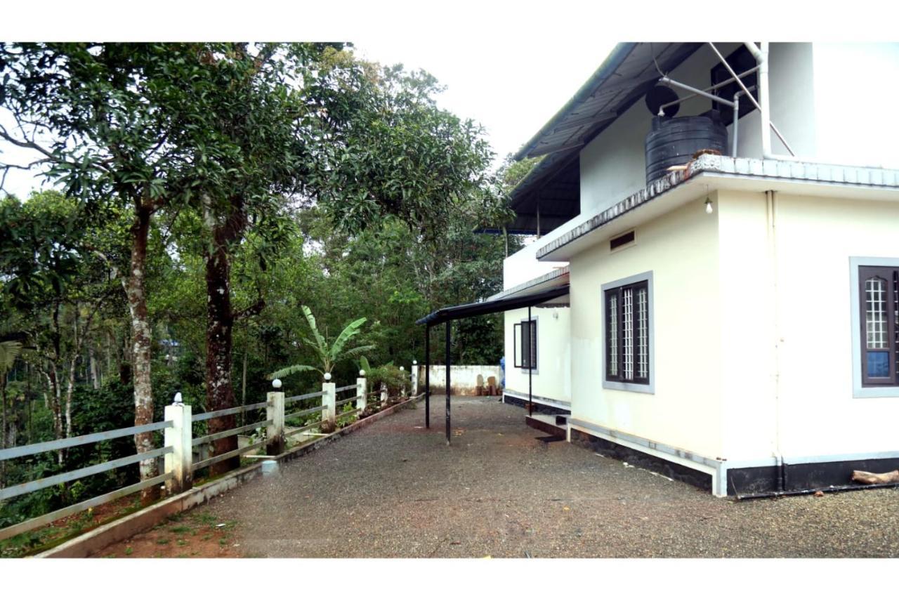 Colonia Munnar Homestay ภายนอก รูปภาพ