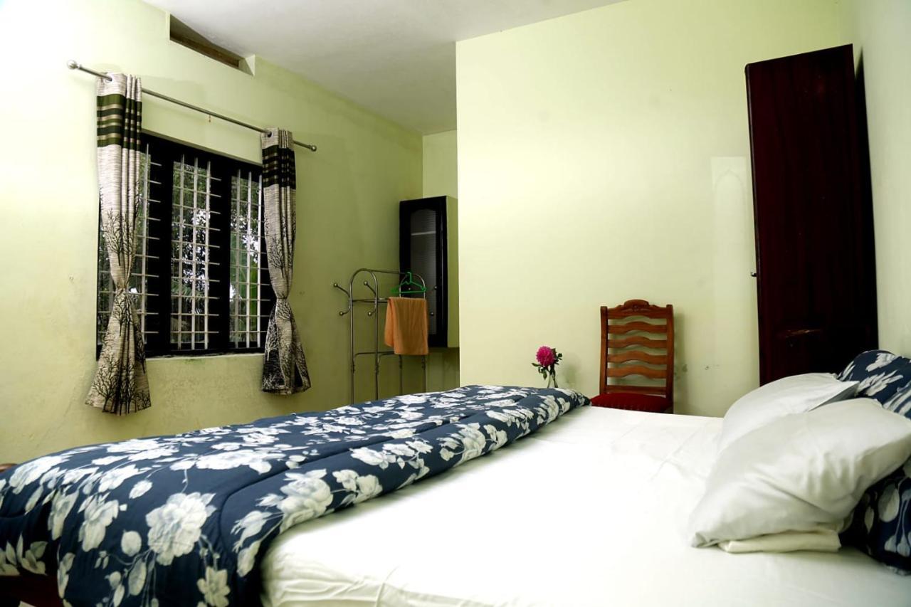 Colonia Munnar Homestay ภายนอก รูปภาพ