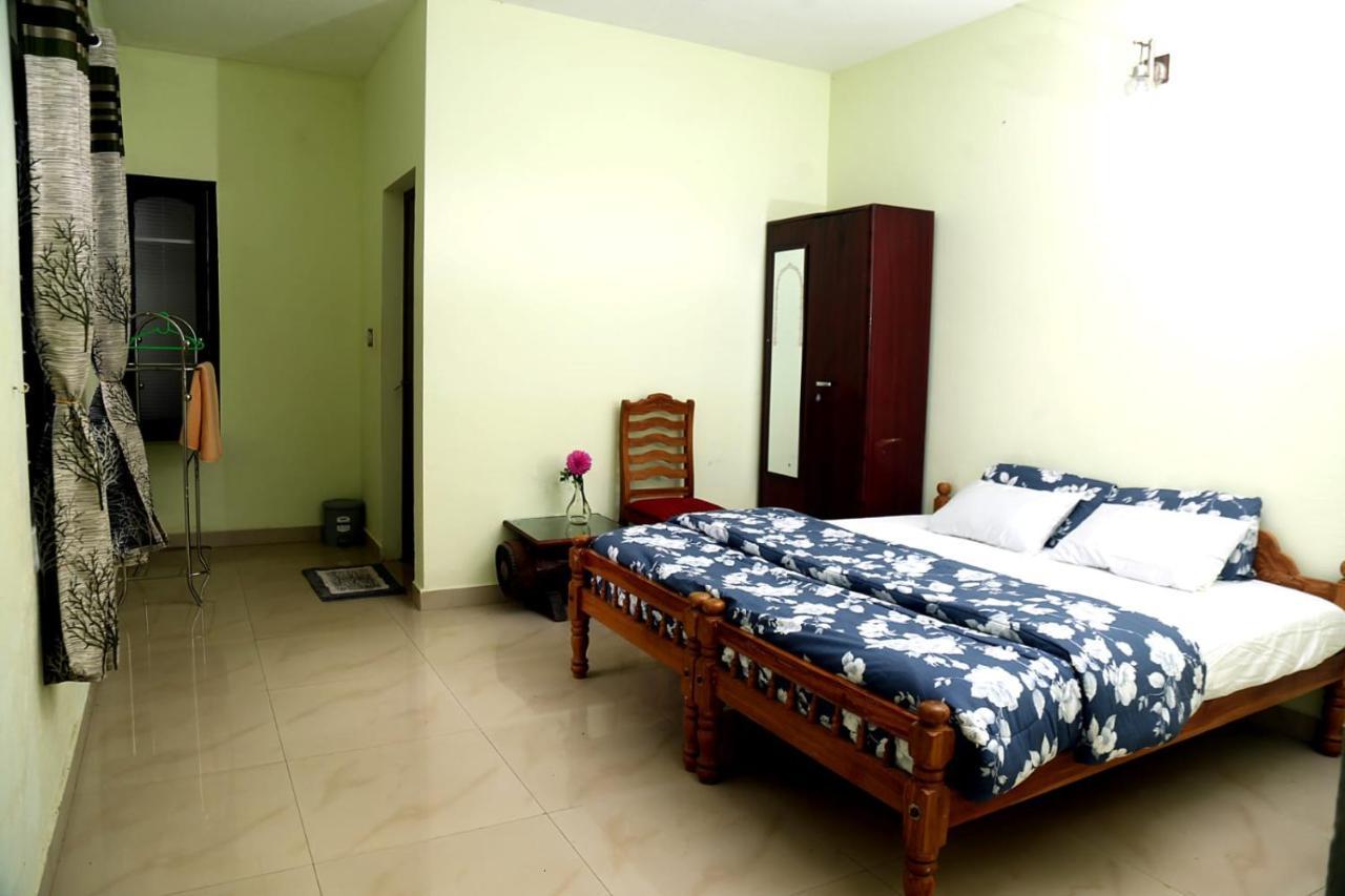 Colonia Munnar Homestay ภายนอก รูปภาพ